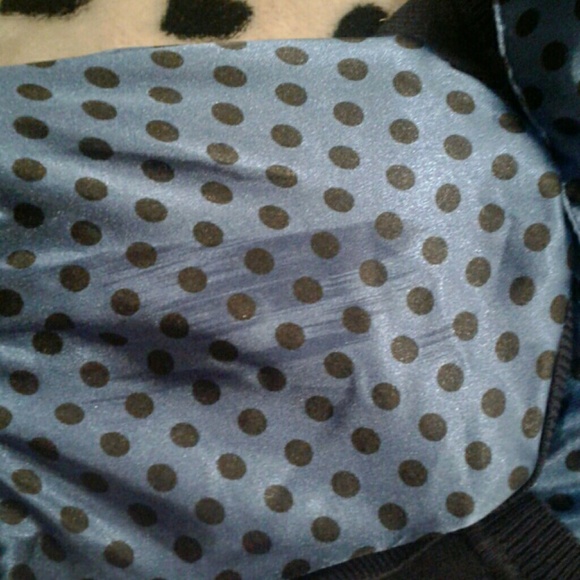 Form Fitting Office Wear - Picture 4 of 6